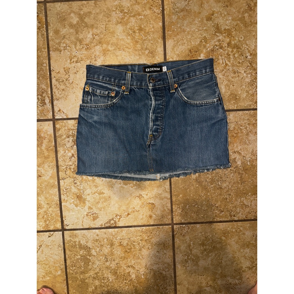 EB Denim Reclaimed Levis Mini Skirt Medium Wash Raw Hem Button Fly XS
